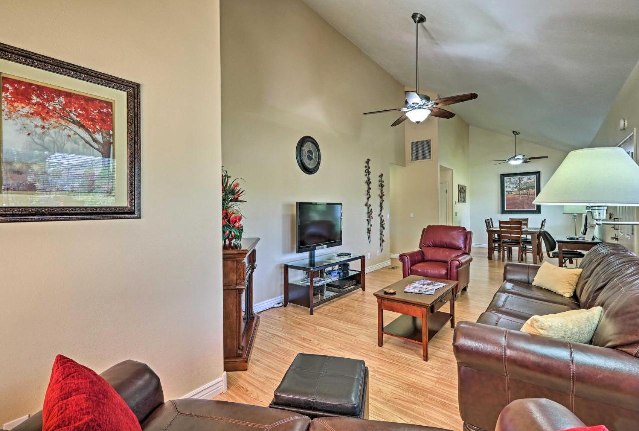 Flagstaff Townhome With Deck Easy Access Downtown! Exterior photo