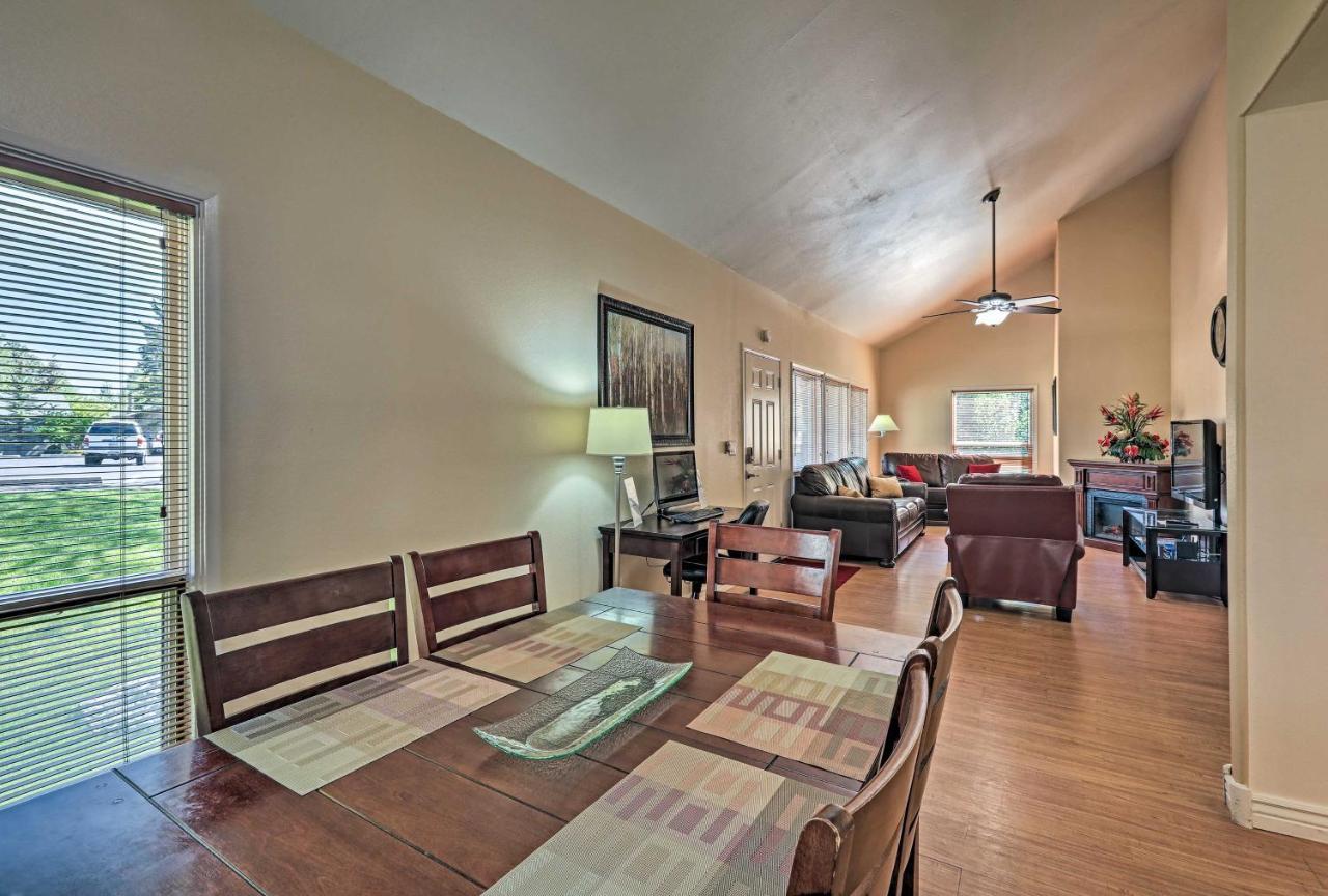 Flagstaff Townhome With Deck Easy Access Downtown! Exterior photo